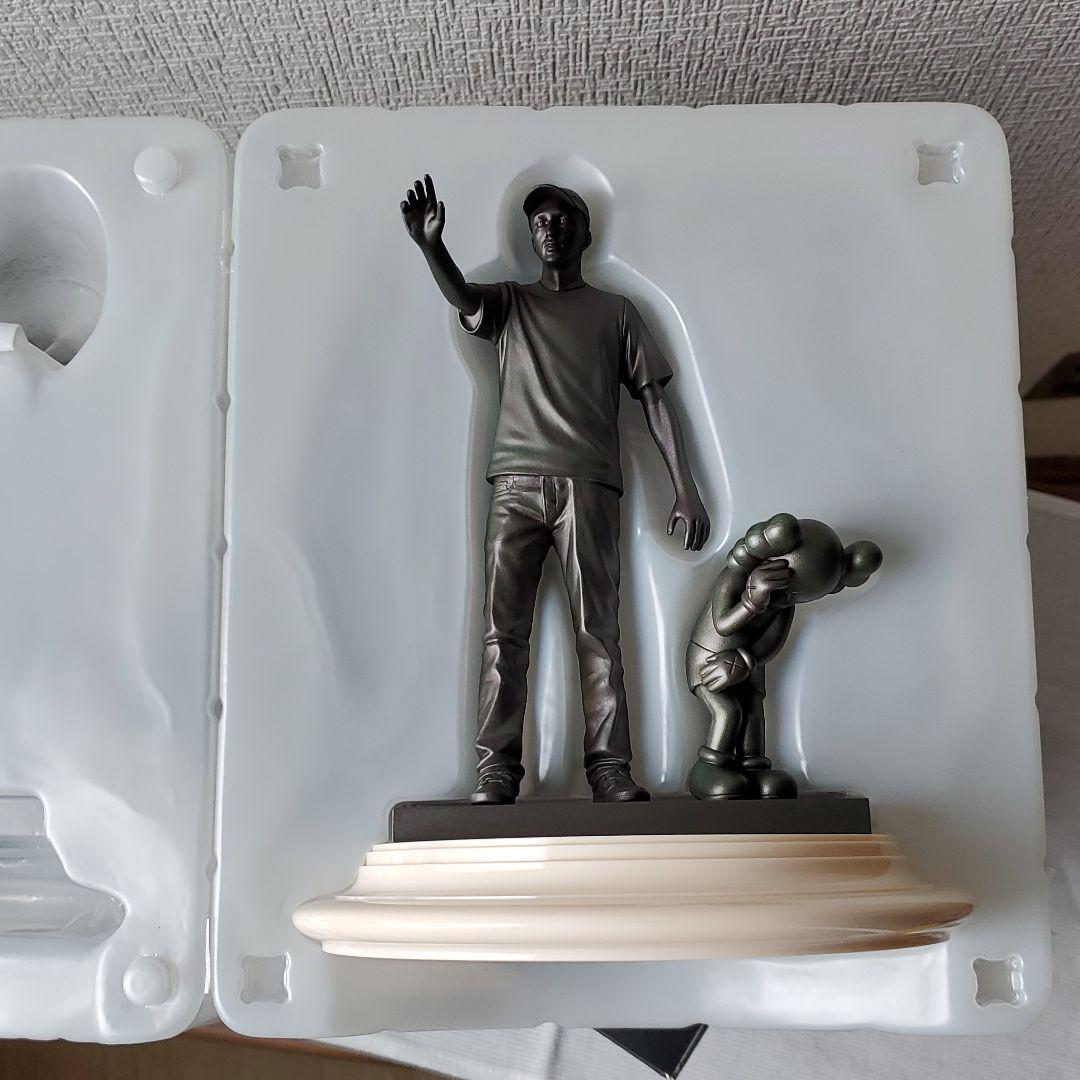 user_ee725b4d 　KAWS PARTNERS