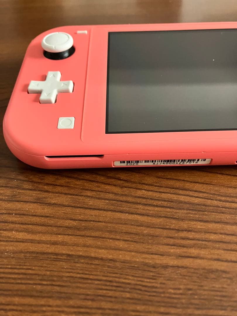 スイッチライト　コーラルピンク