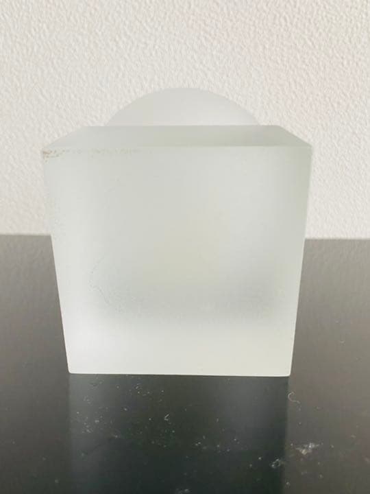 クロイツ 作 工芸ガラス 【白い肖像Ⅰ】 フロステッド サイン入り オブジェ