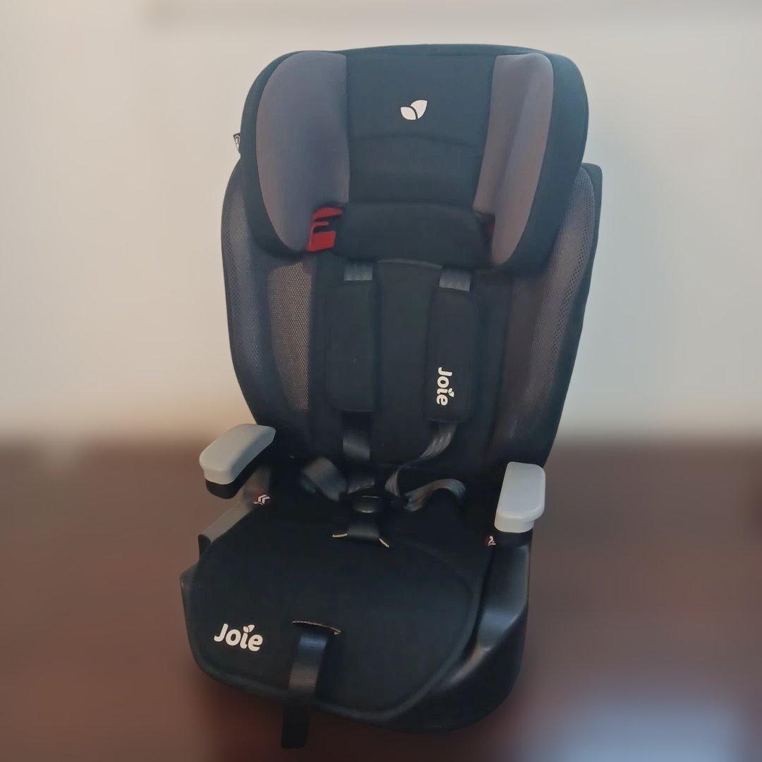 大人気☆　Joie Elevate チャイルドシート ジュニアシート　ブラック joie ジュニアシート エレベート 【シートベルト式】ECE R129適合