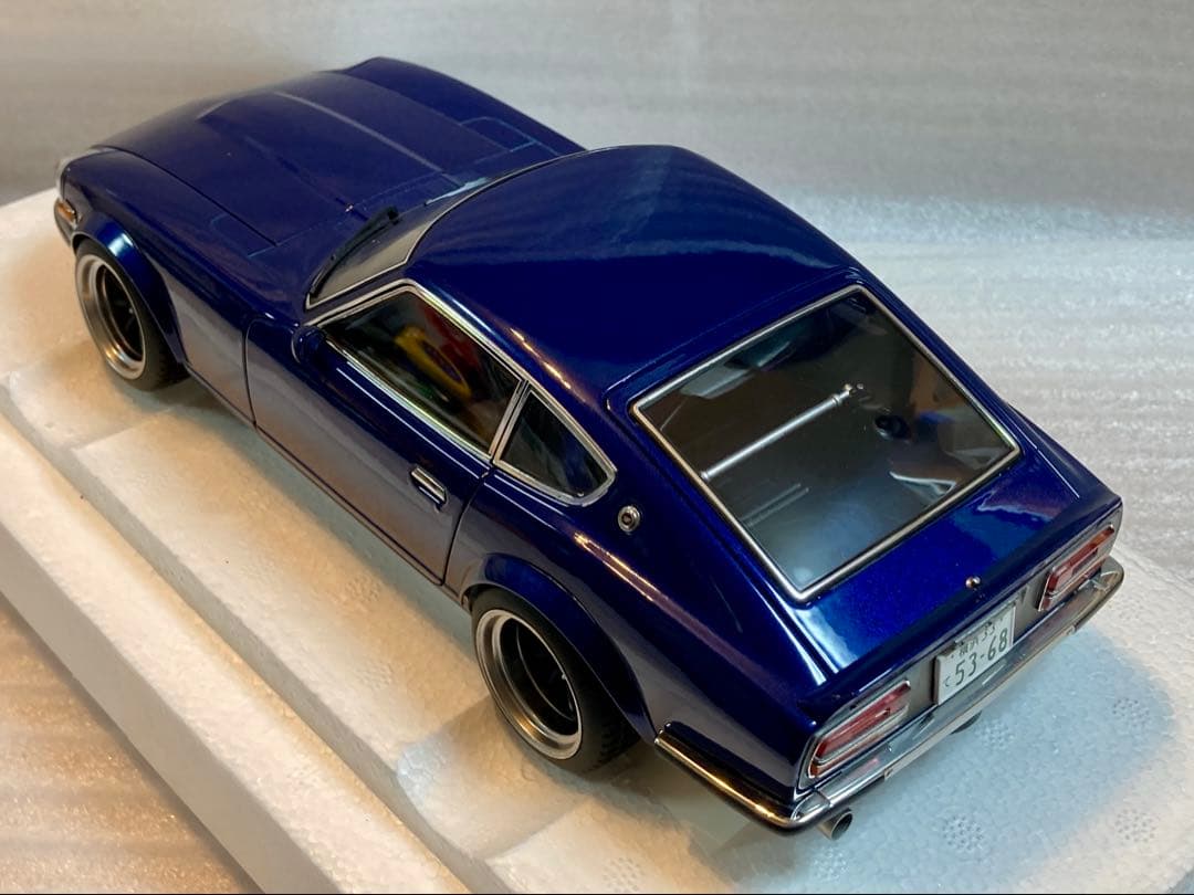オートアート1/18 悪魔のZ(Z S30) 湾岸MIDNIGHT 初期型 美品