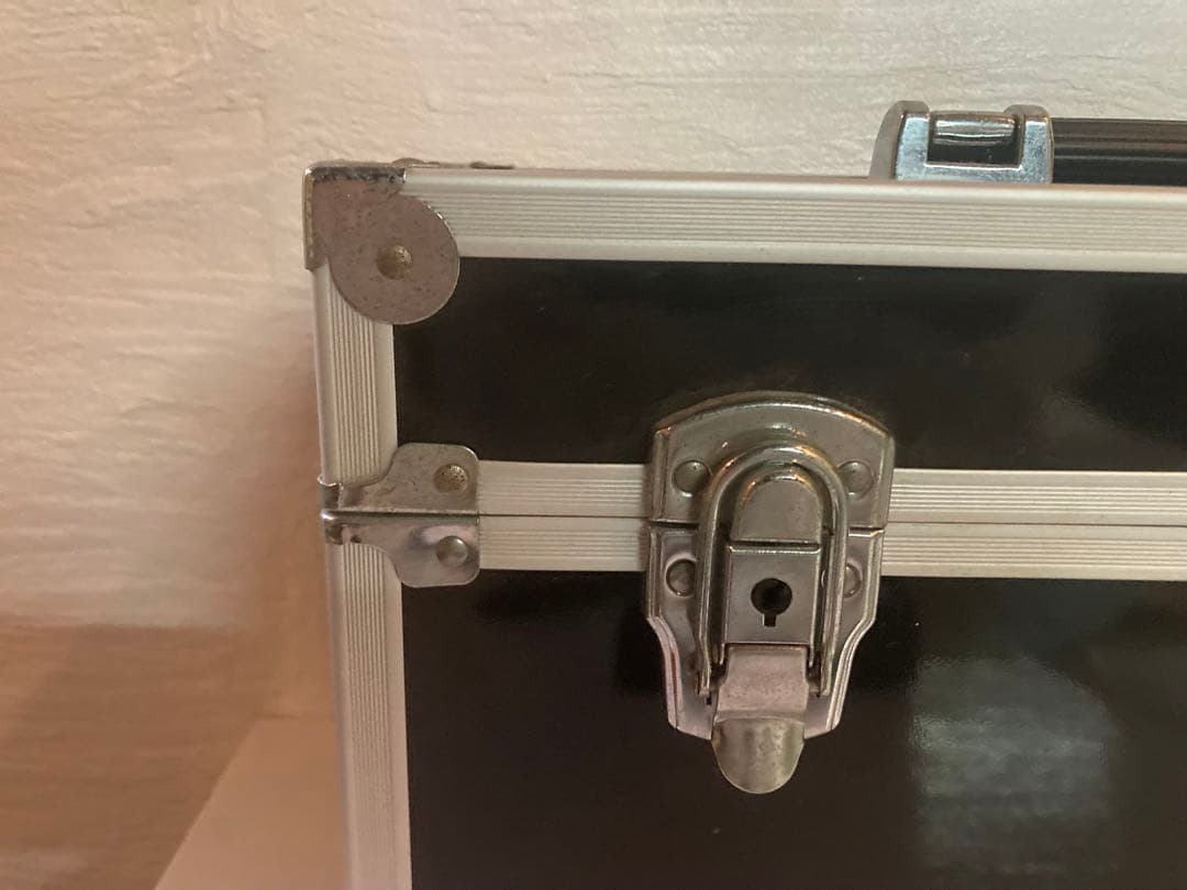 7インチ アルミ製 レコードケース 黒 ハードケース