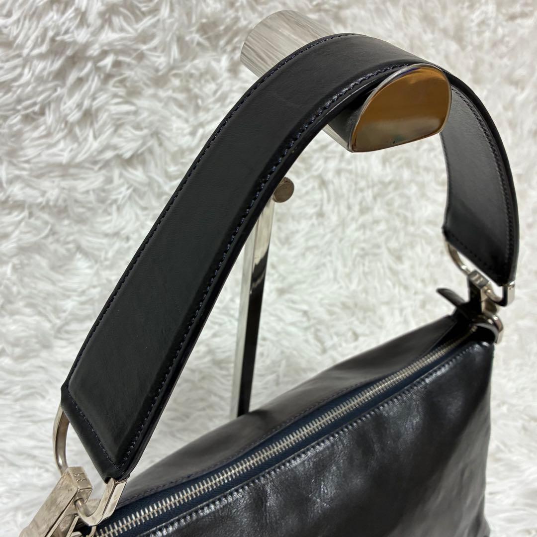 HIROFU ヒロフ　ワンショルダーバッグ　レザー　牛革　Hロゴ　ブラック