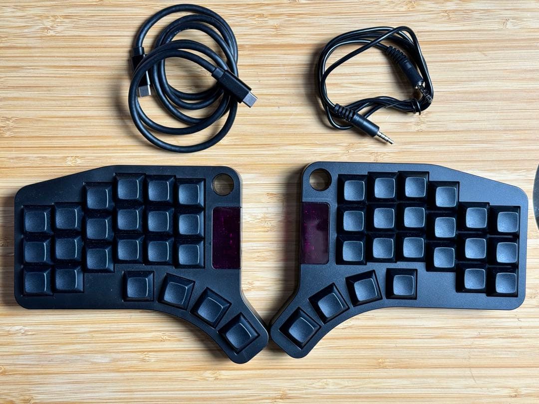 分割キーボード】Mothwing Keyboard 本体