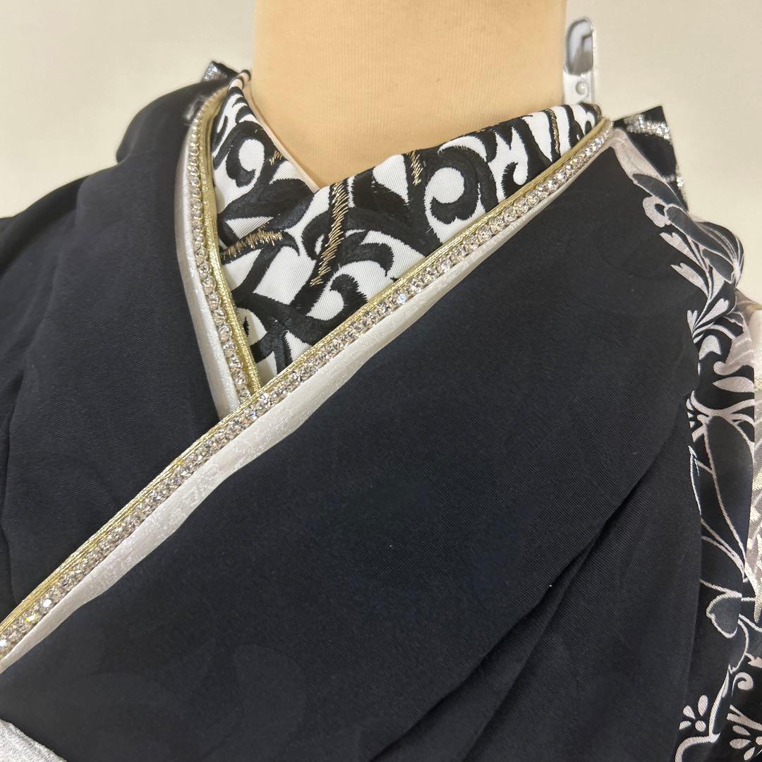 黒地モノトーン乱菊と薔薇のシックな振袖フルセット