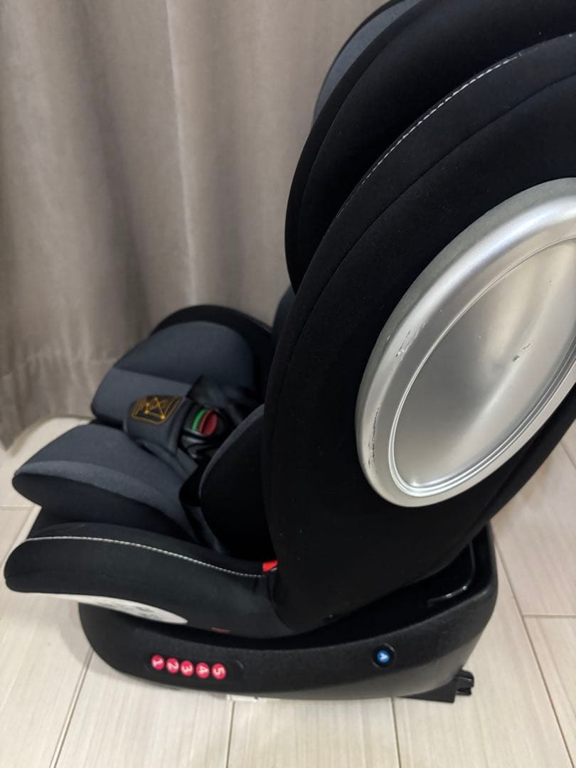 【美品】IMPETUSチャイルドシート