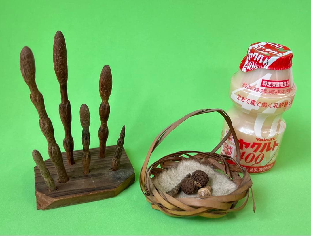 つくし狩り ススだけ竹細工 スス竹彫刻とかごのセット 高さ10㎝