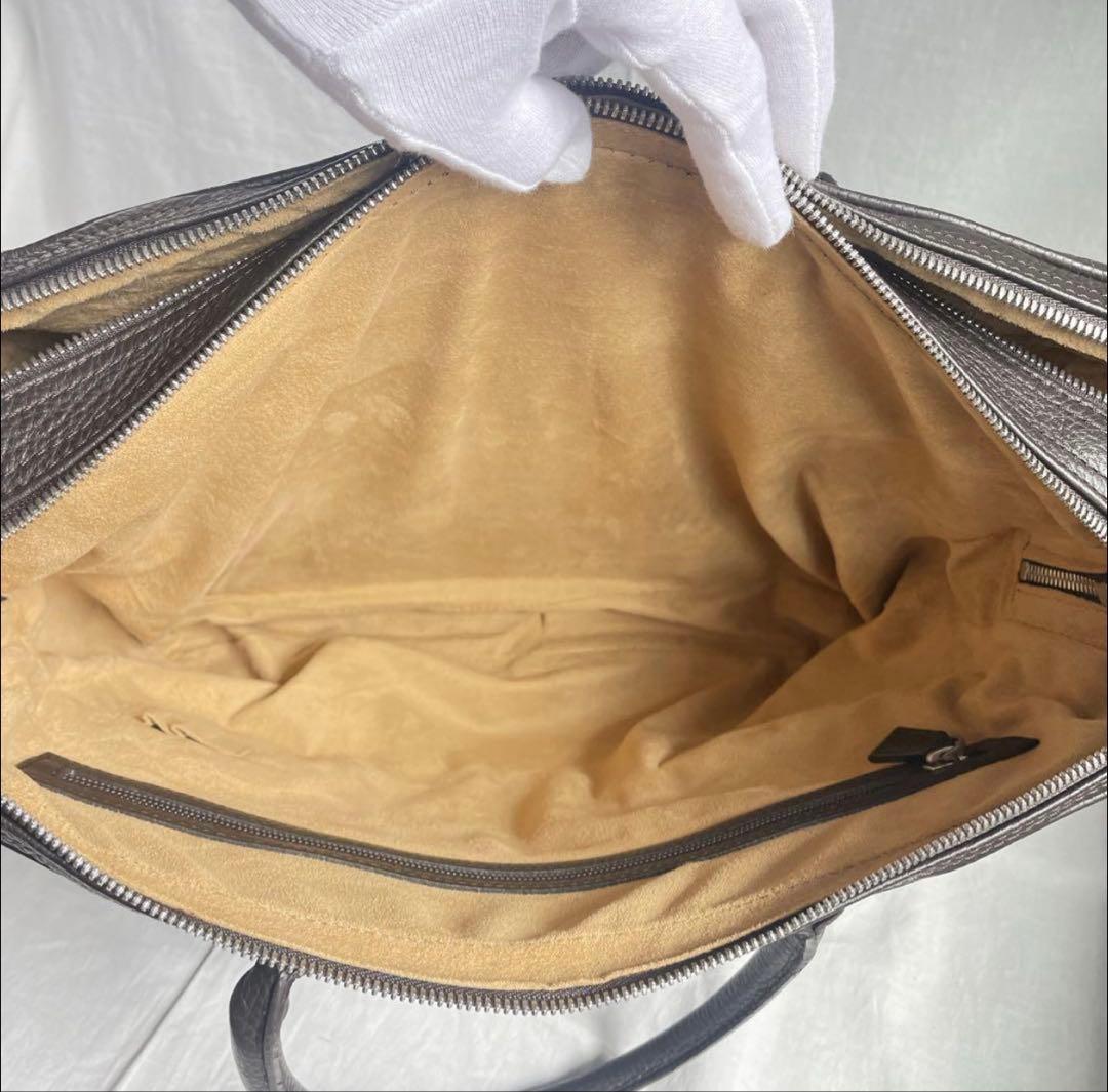 クッションが入っているのでPCも安心‼️ ダンヒル　手提げ　ビジネス