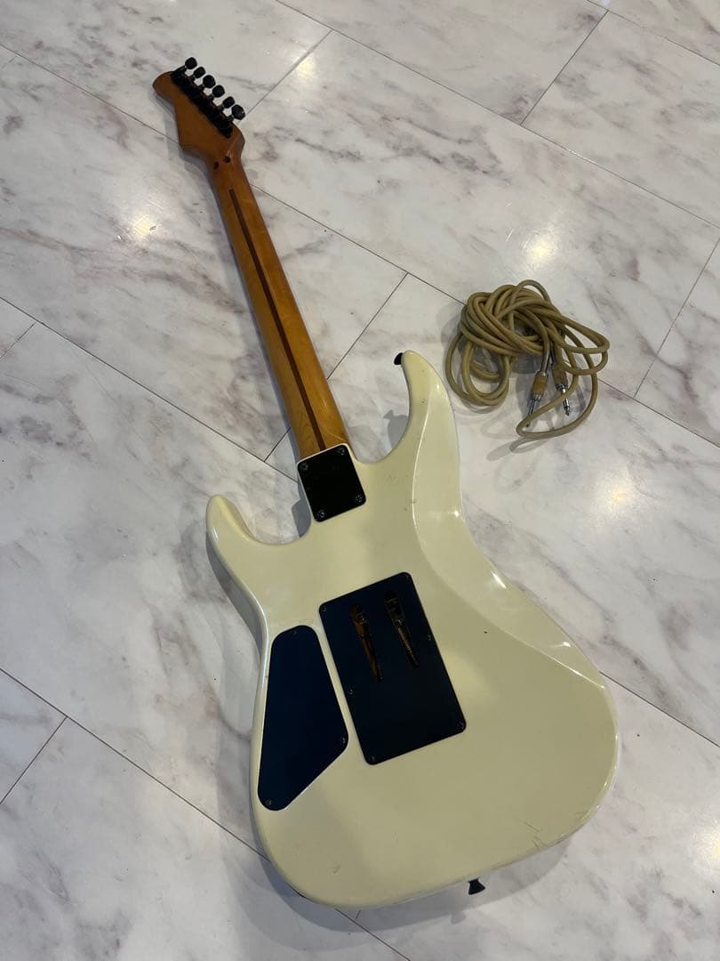 【美品】Fernandesフェルナンデス エレキギター　楽器