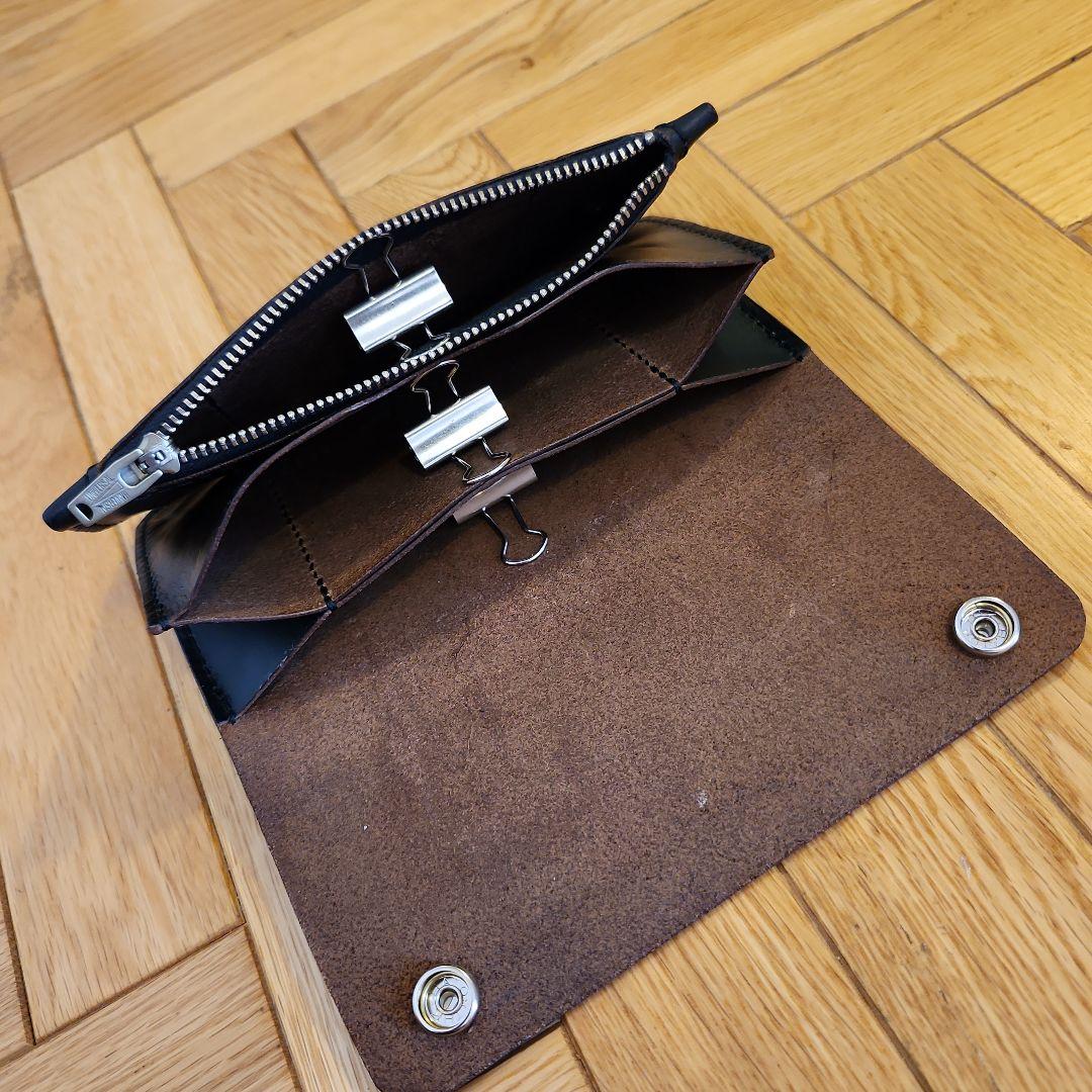 トラッカーウォレット　クロムエクセル　レザー　ブラック　長財布　茶芯