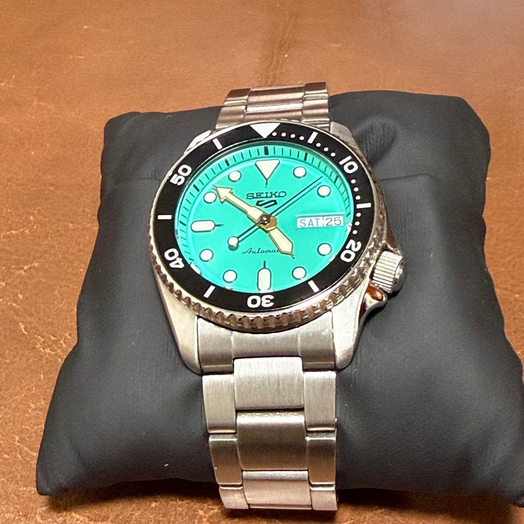 ち*も様 【極美品】SEIKO 5自動巻き時計 SBSA229 ターコイズ