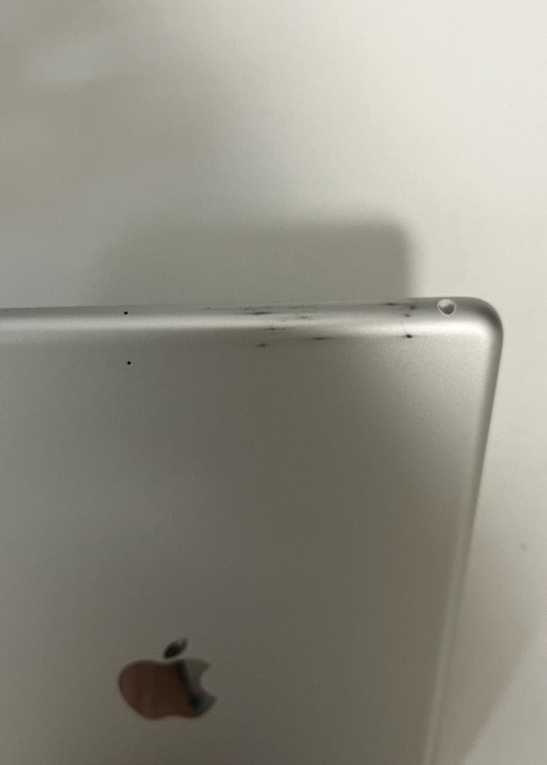 美品&最大充電容量90%超】iPad6 32GB Wi-Fi ペン＆ケース付き iPad