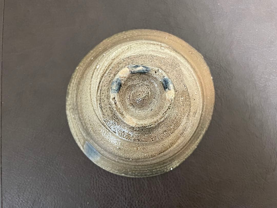 安食ひろ 塩釉刷毛目盌 共箱 栞 茶碗 茶道具