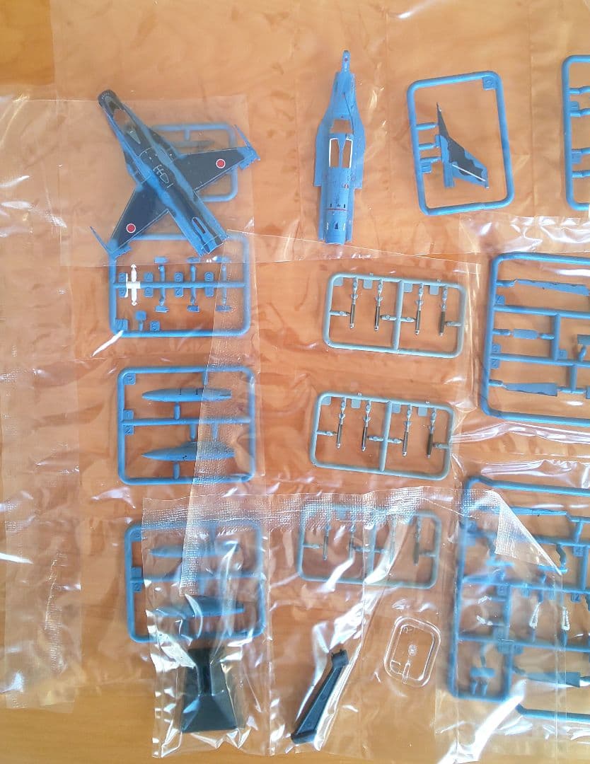 訳あり特価品！）技MIX 航空自衛隊 1/144 F-2A 改 AC409 模型・プラモデル