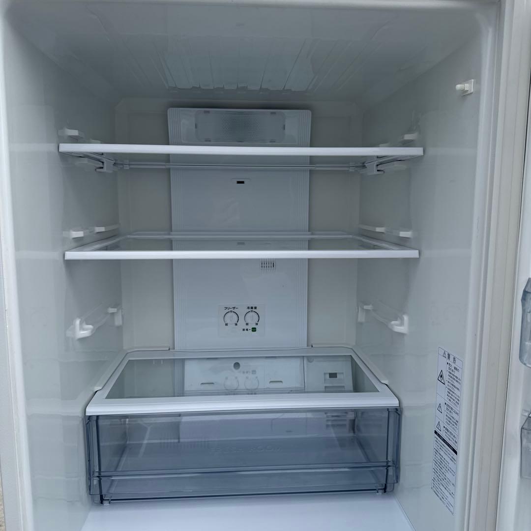 美品 AQUA 4ドア冷蔵庫 355L スリムサイズ スタイリッシュデザイン