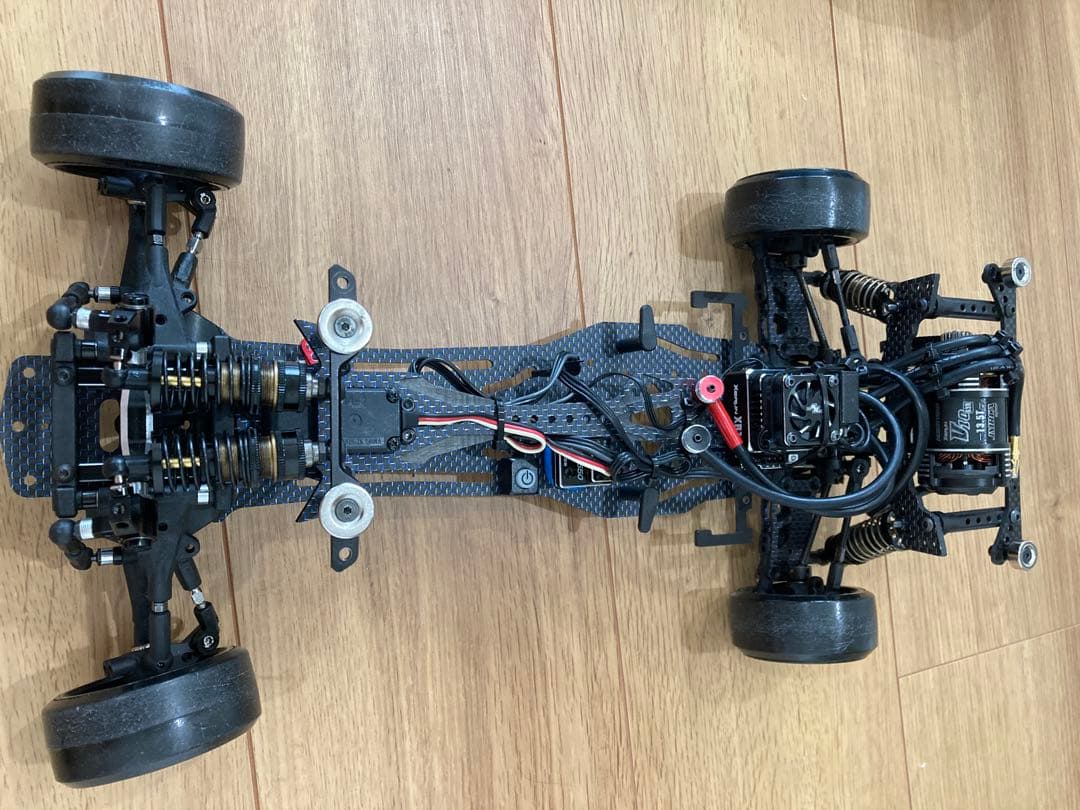 ラジコン 1/10 サクラD5 シャーシ、メカ、プロポセット