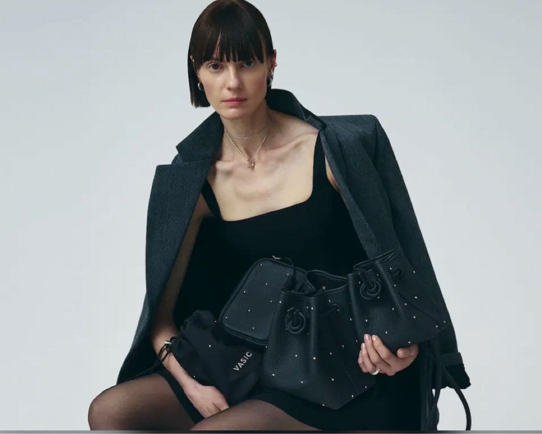 【VASIC】 DAY-TO DRAWSTRING STUDS ブラック