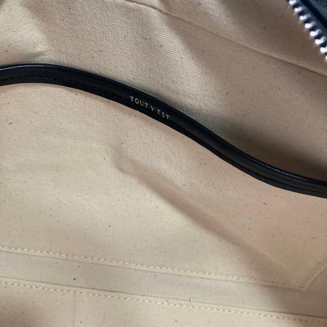 TOUT Y EST SAC LOQUET SMALL黒 トートバッグ