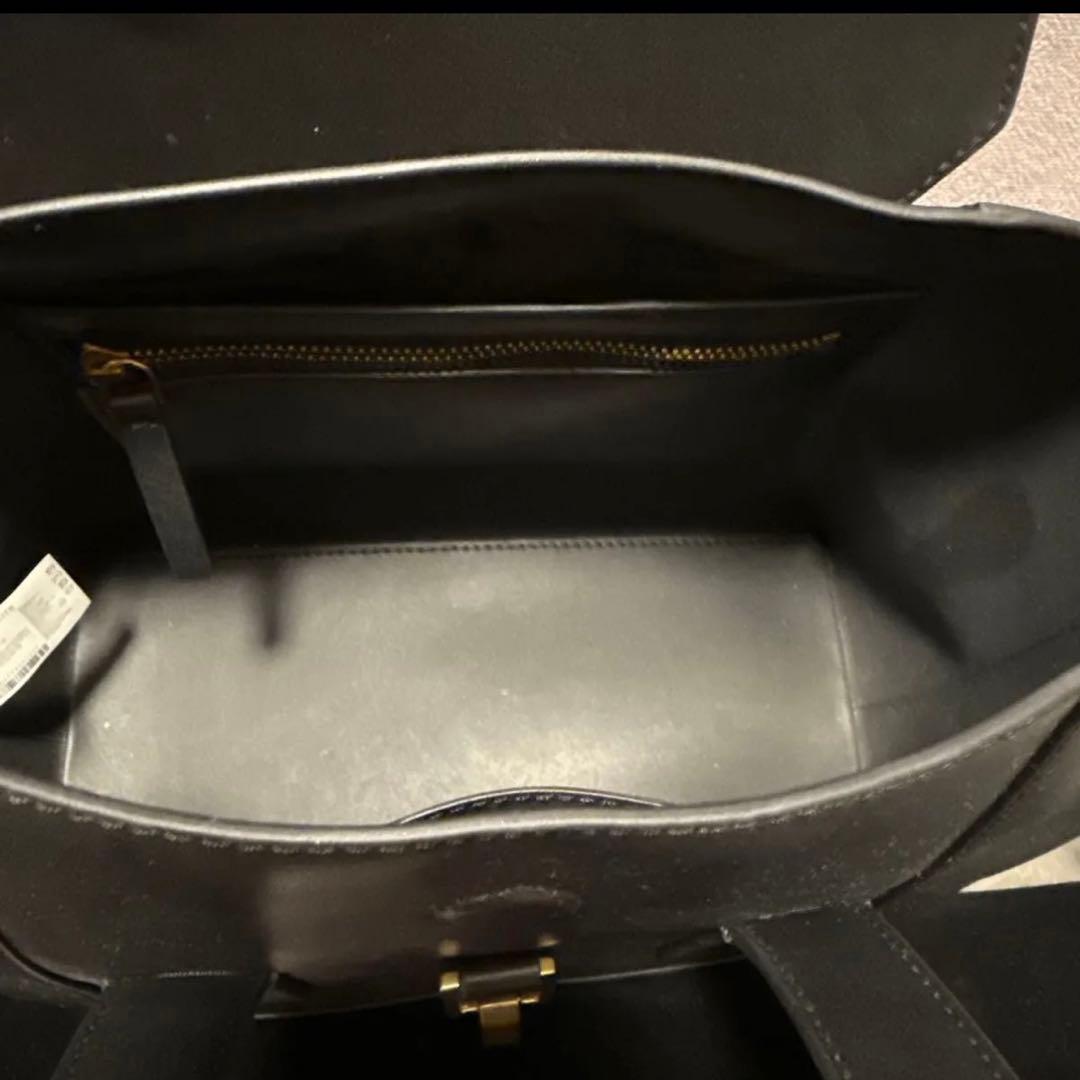 CHARLES & KEITHのダブルトップハンドルバッグ