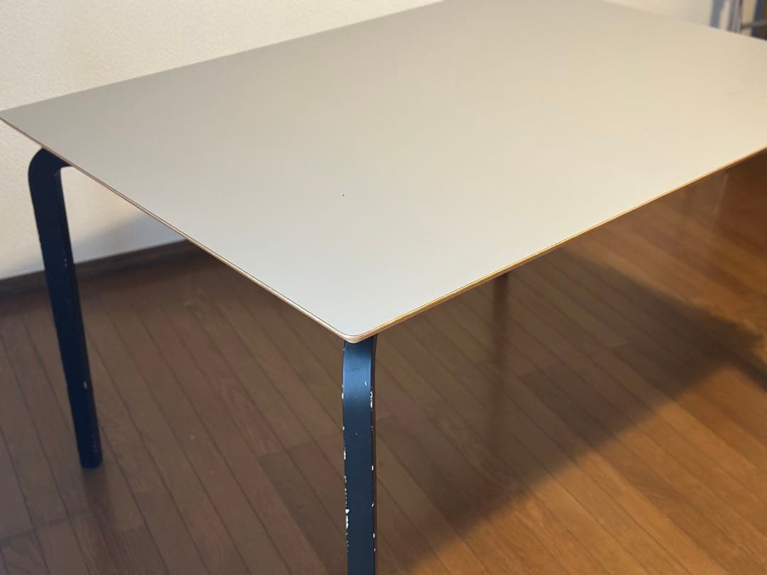 値下げ！北欧家具talo購入　ブルーグレーの天板が美しいダイニングテーブル