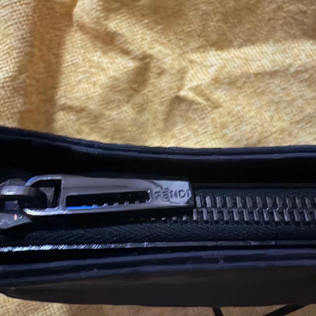 Fendi ブラック ショルダーバッグ