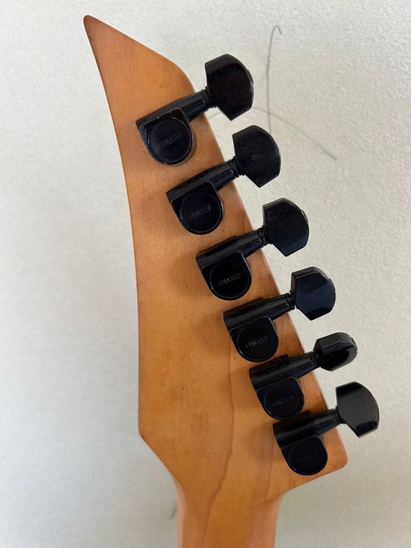 YAMAHA エレキギター ホワイト バスウッド 24フレット