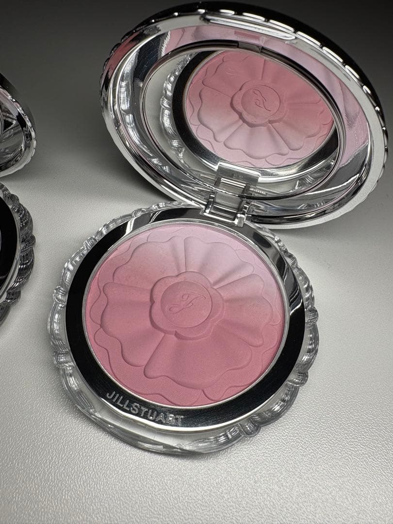 ジルスチュアート　パステルペダルブラッシュまとめ売り