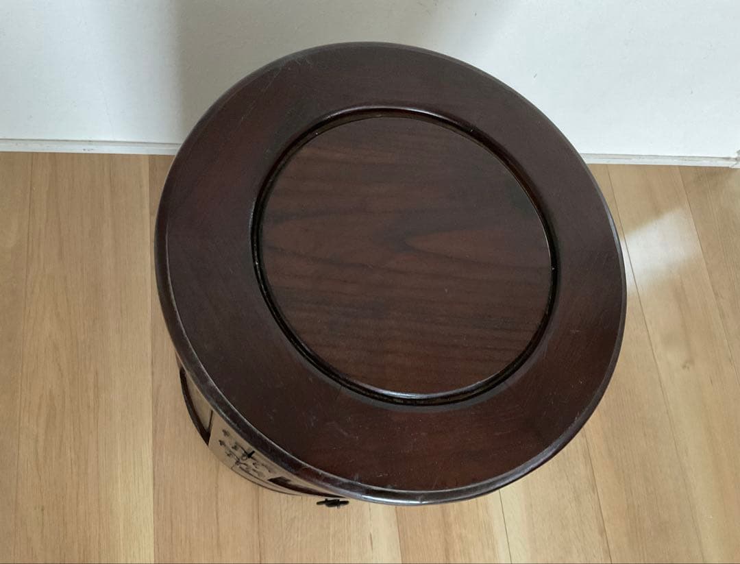 李朝家具 丸型スツール 蝶 蝶番 小引き出し付き 収納 椅子 サイドテーブル