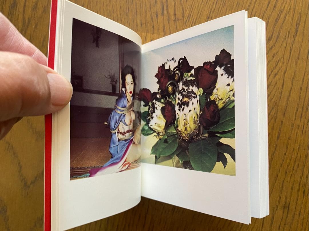 荒木経惟 写真集「POLAEROID」直筆サイン入り800部限定 カード付き