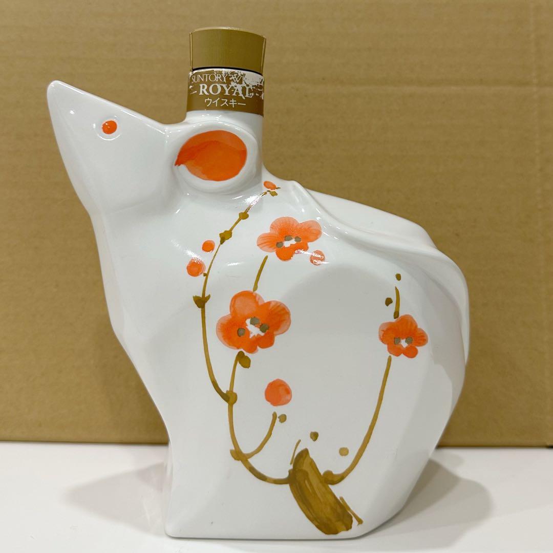 古酒未開栓 サントリー ローヤル 1996年干支ボトル ネズミ陶器 600ml