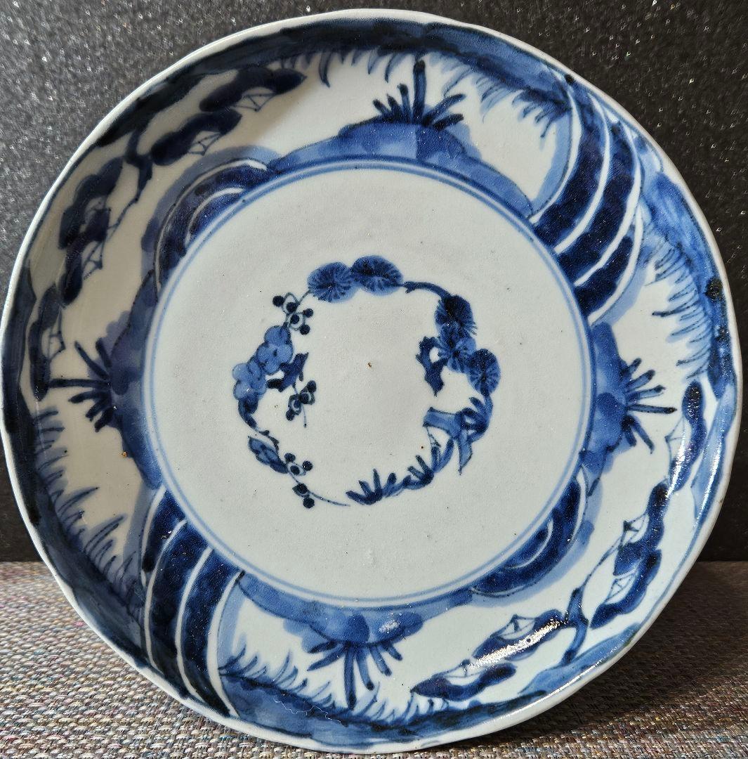 江戸時代中期〜後期 古伊万里 染付 見込みに松竹梅 松に滝の図 18.4cm