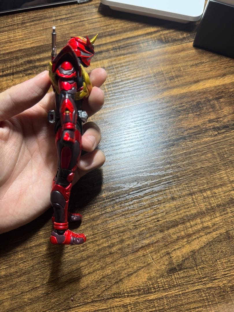 S.H.Figuarts(真骨彫製法) 仮面ライダー装甲響鬼