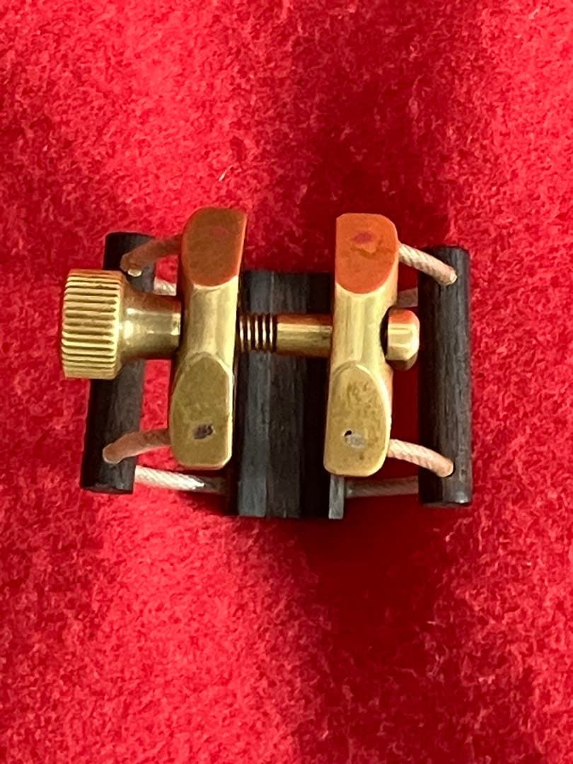 K plume リガチャー　wood brass アルトサックス　ラバー用