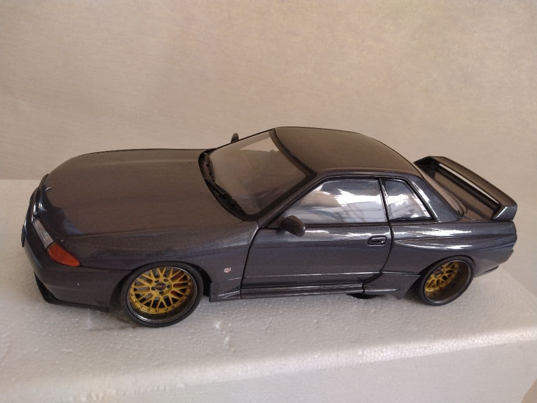 オートアート1/18　スカイライン　R32　GT-R　ニスモ　カスタム