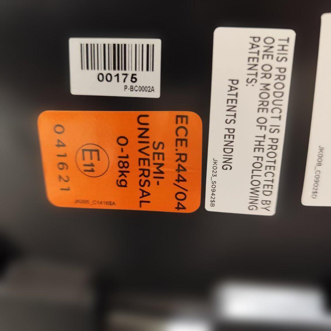 値下げしました。美品 Joie アーク 360° チャイルドシート ISOFIX