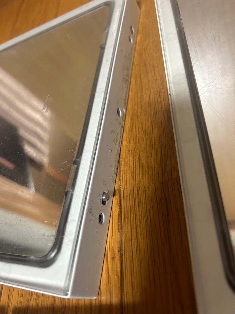 クレナ　フロアパネル