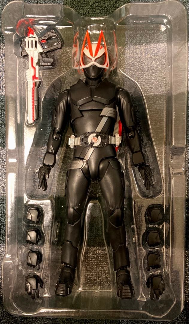 仮面ライダーギーツ　マグナムブースト　エントリーレイズ　S.H.Figuarts