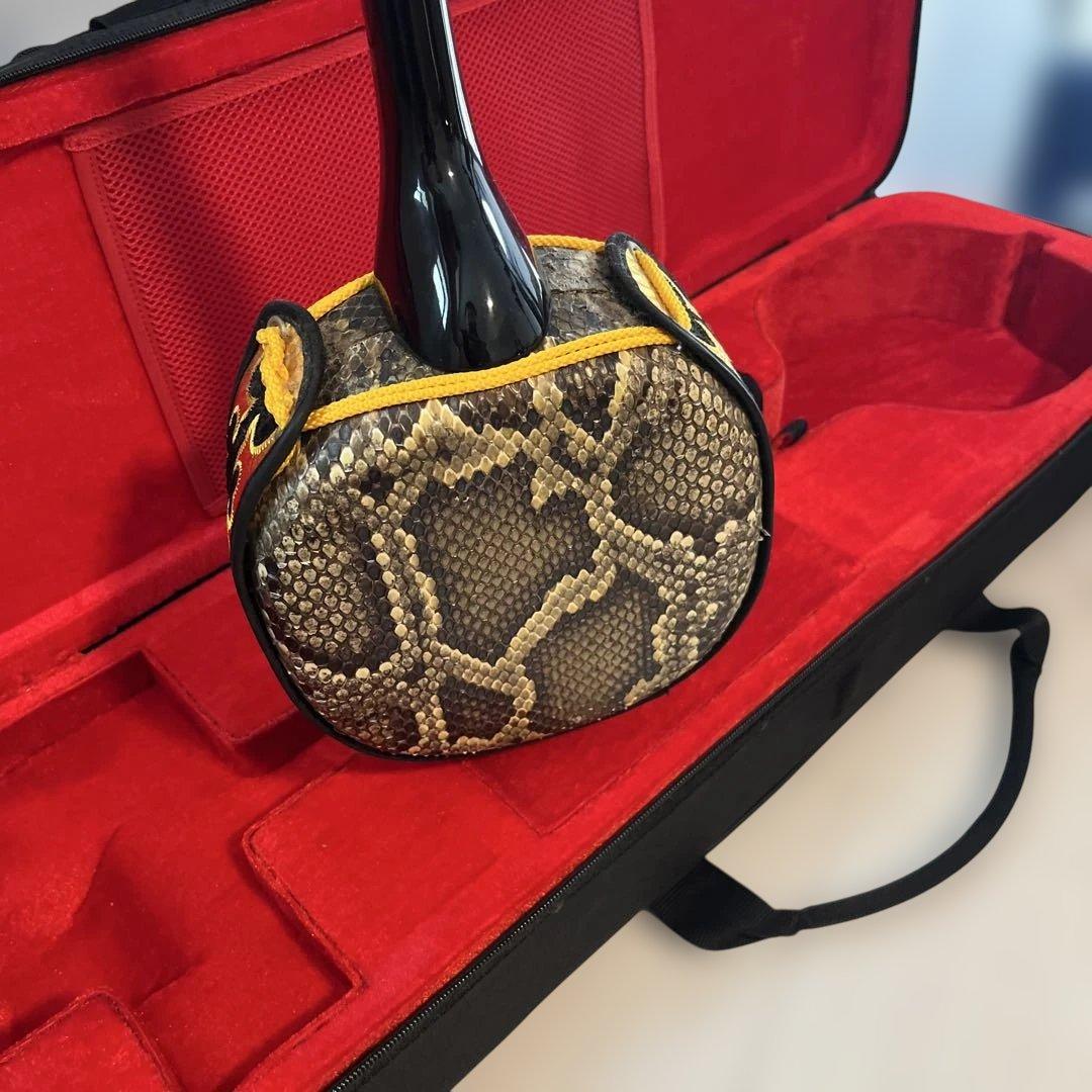 三線 沖縄三線 ほぼ未使用品 本革 セミハードケースの通販はau PAY