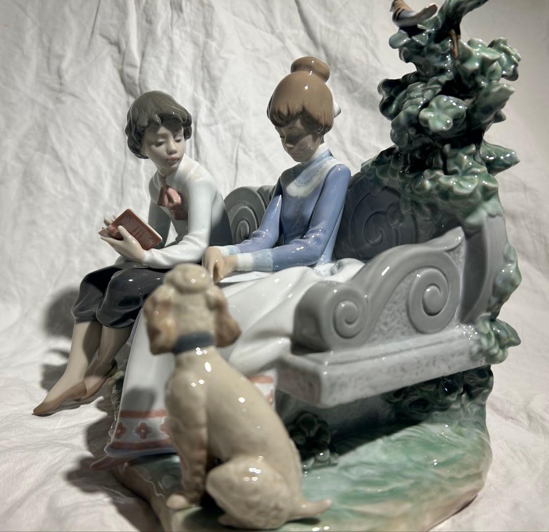 リアドロ 「ときめき」 廃盤品 男女と犬