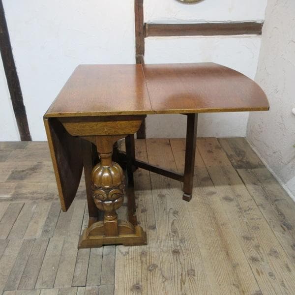 フラワーパターンの西洋家具セット 大阪市大正区で売ります