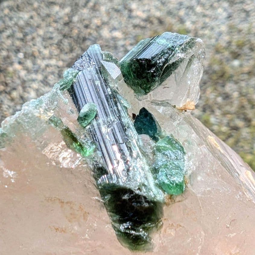 エメラルド ミネラル 鉱石 鉱物 原石 標本 母岩付き 母岩付き原石