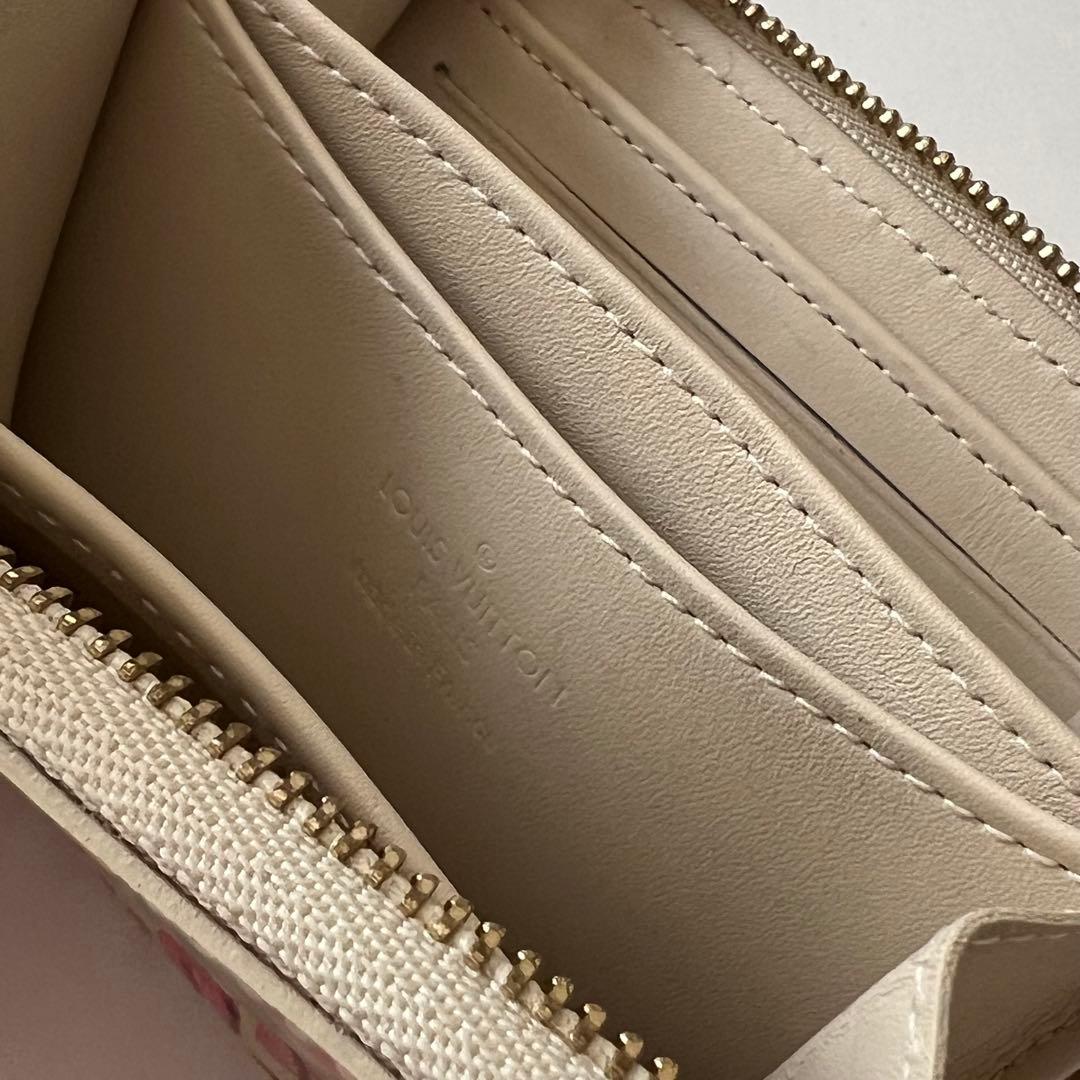 Louis Vuitton ヒョウ柄 レオパード ケース ピンク