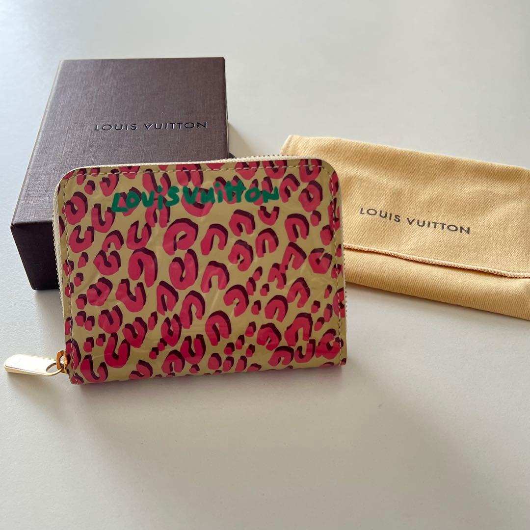 Louis Vuitton ヒョウ柄 レオパード ケース ピンク