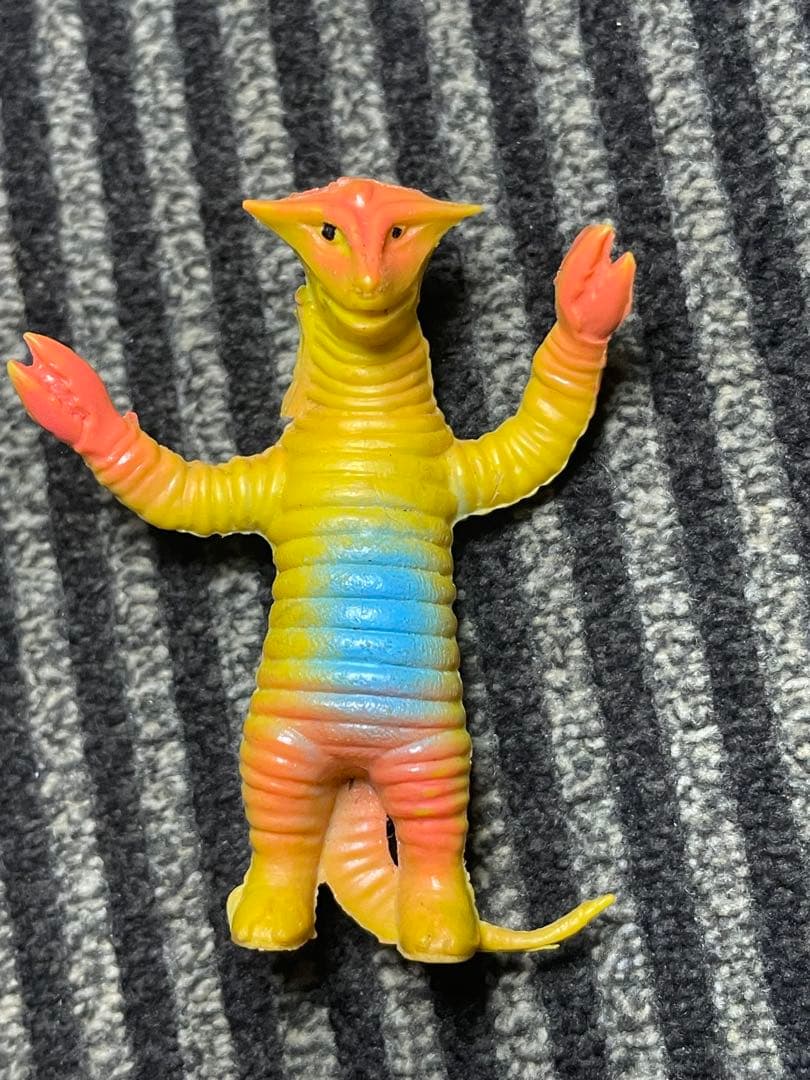 超希少　ブルマァク 消しゴム　ウルトラセブン　昭和レトロ当時物　キングジョー