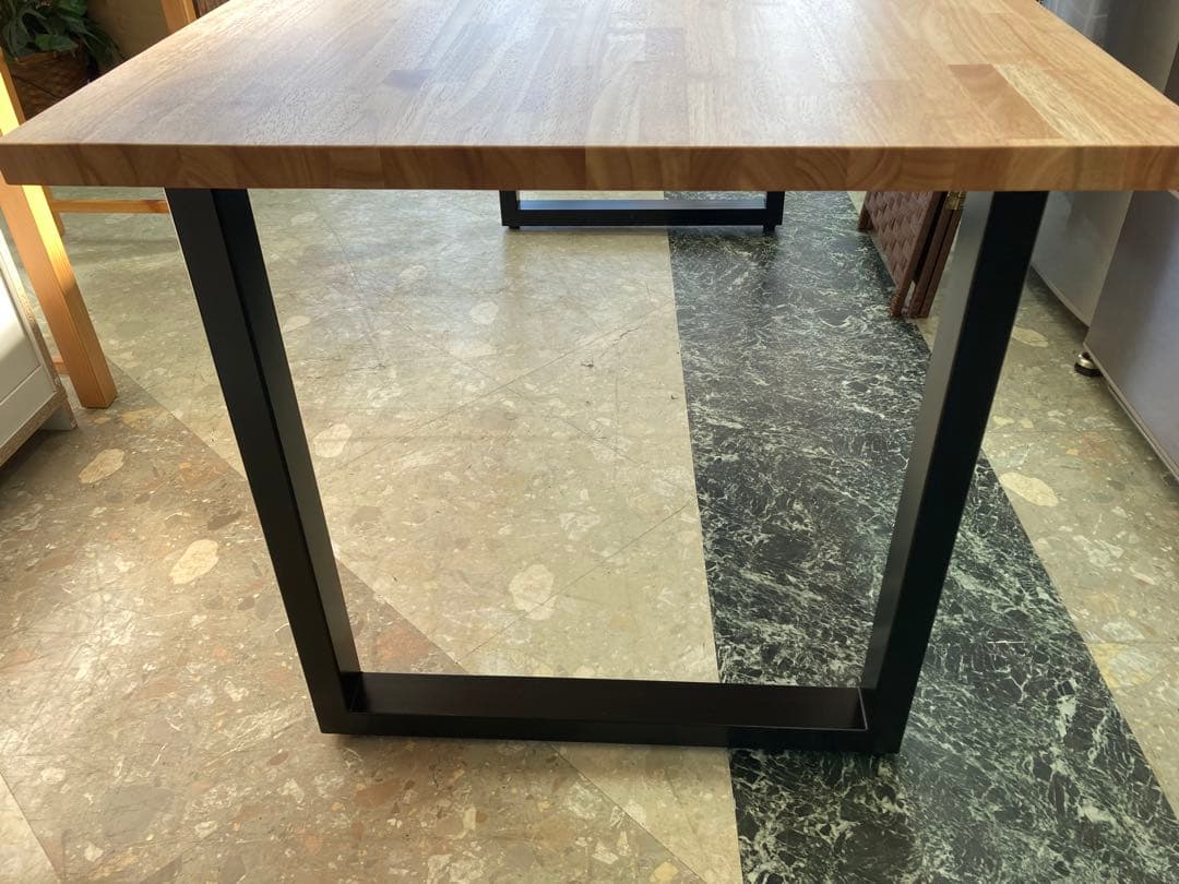 KANADEMONO テーブル　中古