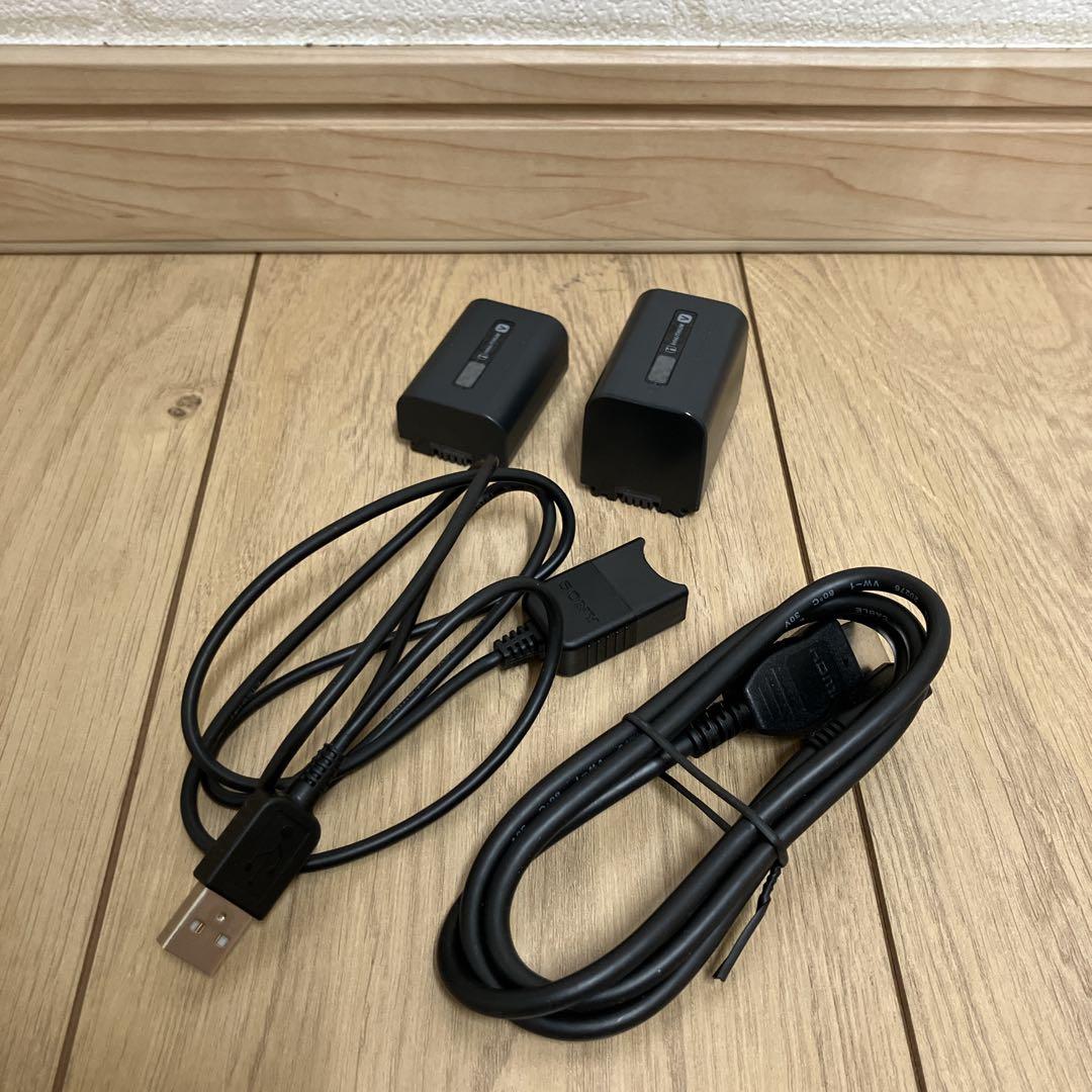 SONY HDR-CX670 ハンディカム　ビデオカメラ　ホワイト