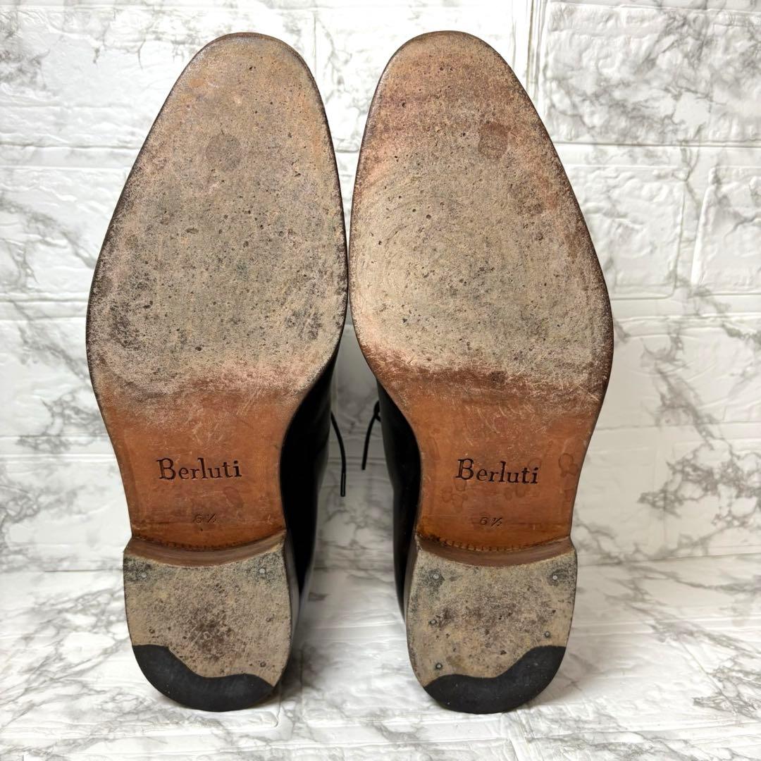 ベルルッティ　Berlti 革靴　レザー　ビジネスシューズ　パンチング