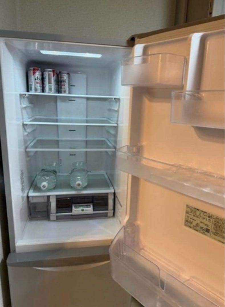 [送料込み]日立 R-K320FVノンフロン冷蔵庫 2015年　出品今月までです