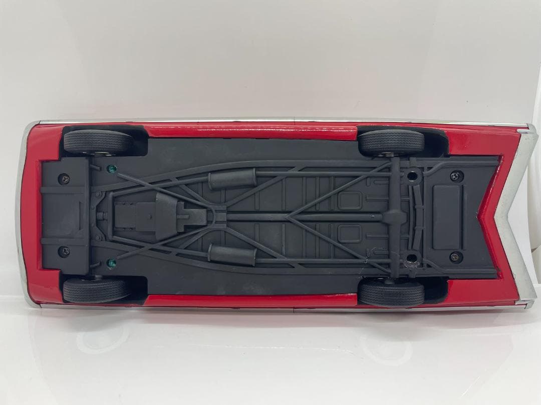 102-021 リンカーン 1/18 フューチュラ Concept 1955