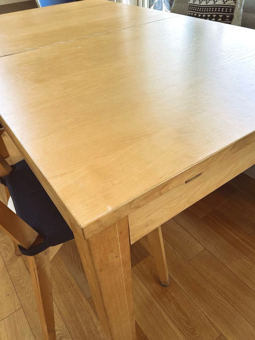 IKEA ダイニングテーブル BJURSTA 9/27以降発送
